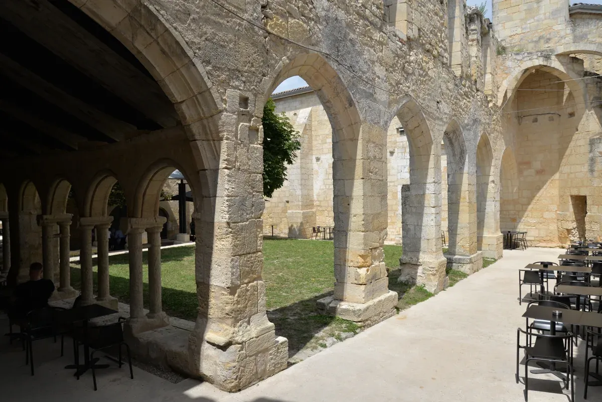 The ruined cloister of the Cordeliers in Saint-Émilion, seen on a Bordeaux wine day tour